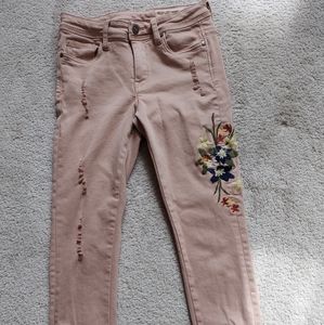 Cute, stretchy jean/jeggings.